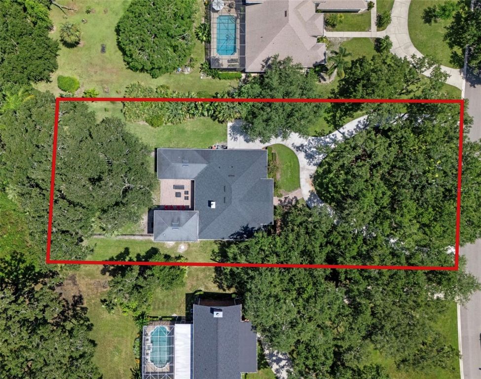 Image 6 of property listing at 2304 INDIAN MOUND TRAIL, Kissimmee, FL 34746