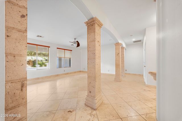 2218 W MAGDALENA Lane, Phoenix, AZ 85041