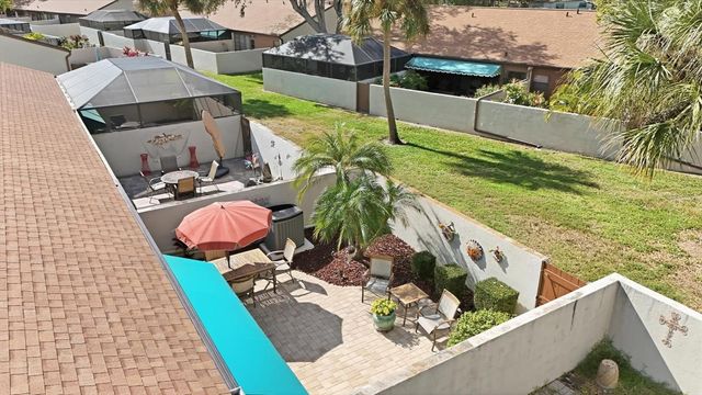 2906 OAK LANE, Bradenton, FL 34209