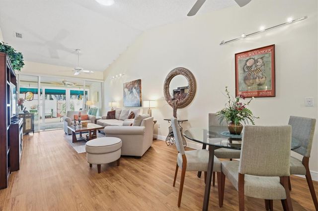 2906 OAK LANE, Bradenton, FL 34209