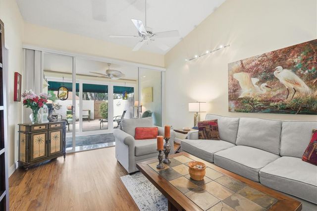 2906 OAK LANE, Bradenton, FL 34209