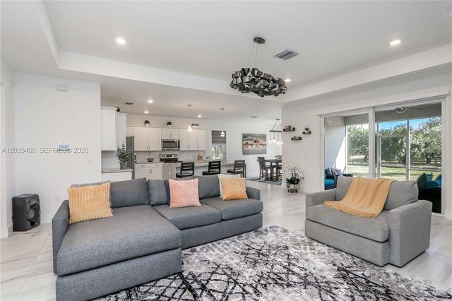 28805 SW 186th Ave, Homestead, FL 33030