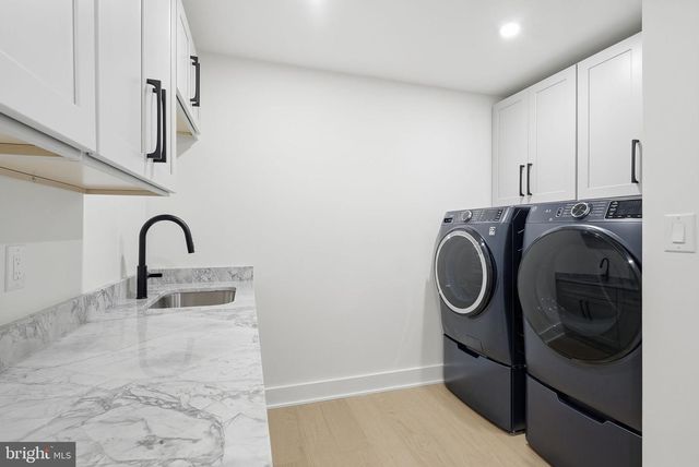 844 N BURLINGTON ST, Arlington, VA 22203