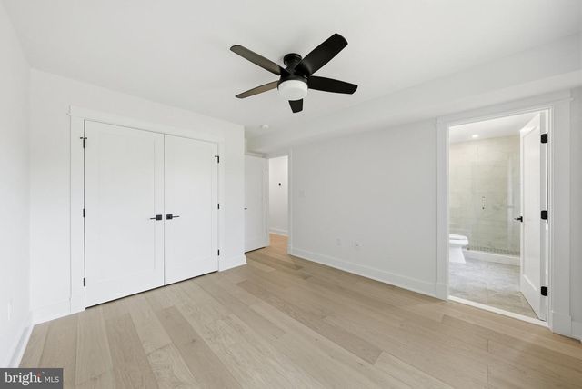 844 N BURLINGTON ST, Arlington, VA 22203