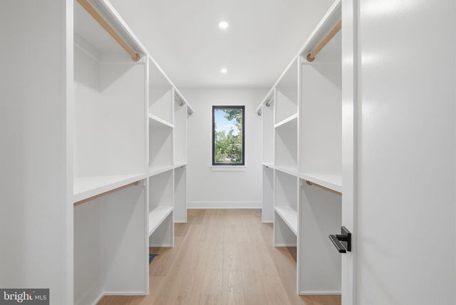 844 N BURLINGTON ST, Arlington, VA 22203