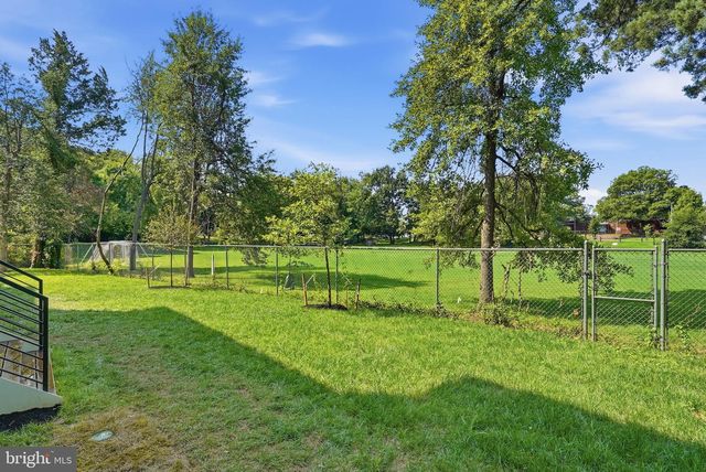 844 N BURLINGTON ST, Arlington, VA 22203
