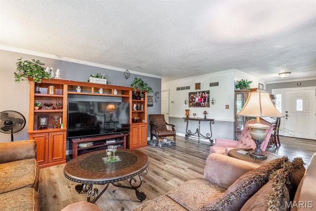 1415 Alexander Drive, Festus, MO 63028