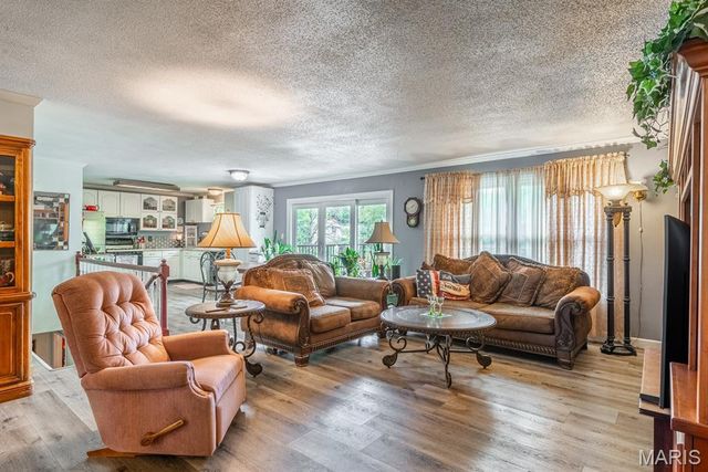 1415 Alexander Drive, Festus, MO 63028