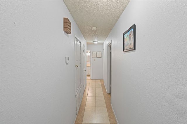 7218 Diamond Ridge Dr, Corpus Christi, TX 78413