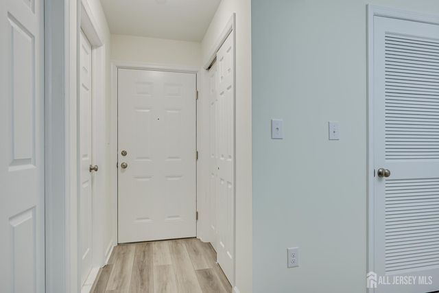 1223 Waterford Drive, Edison, NJ 08817