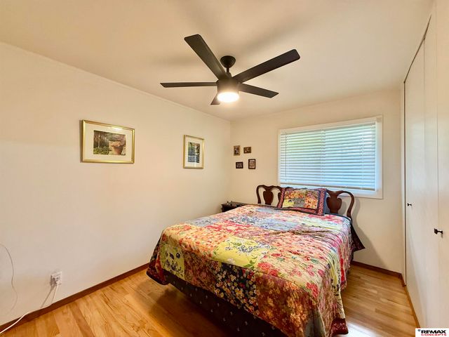 8215 Chestnut Lane, Lincoln, NE 68510