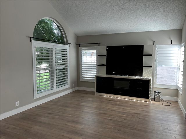 7430 Ashley Shores Cir, Lake Worth, FL 33467