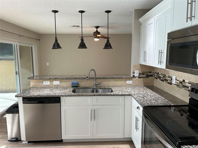 7430 Ashley Shores Cir, Lake Worth, FL 33467