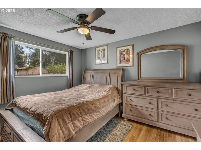 540 LEASURE St, Woodburn, OR 97071