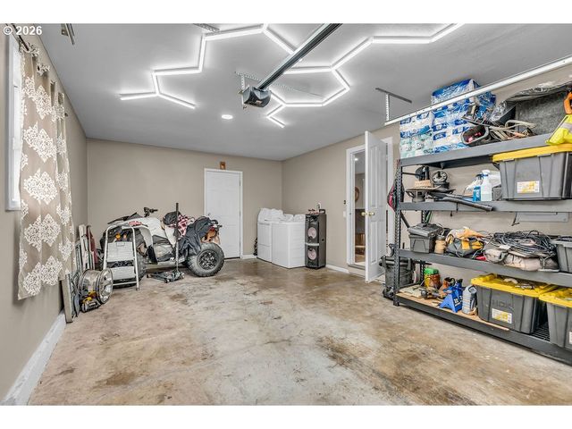 540 LEASURE St, Woodburn, OR 97071