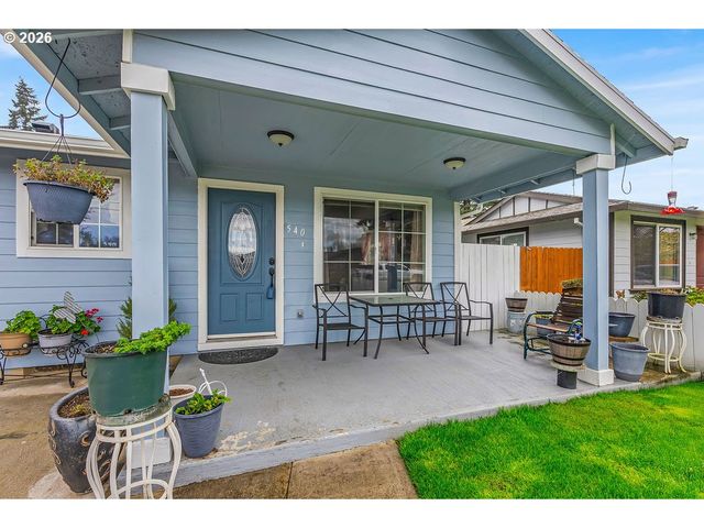 540 LEASURE St, Woodburn, OR 97071