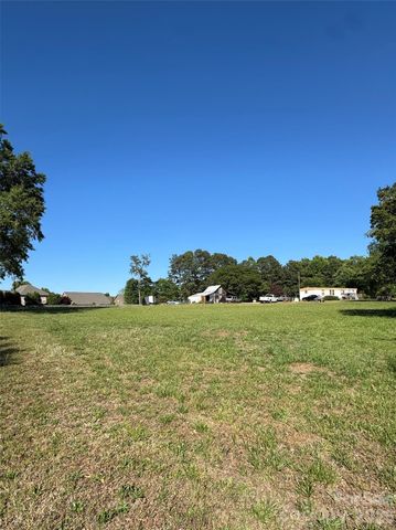 3227 Pleasant Plains Road, Matthews, NC 28105