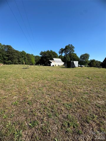 3227 Pleasant Plains Road, Matthews, NC 28105