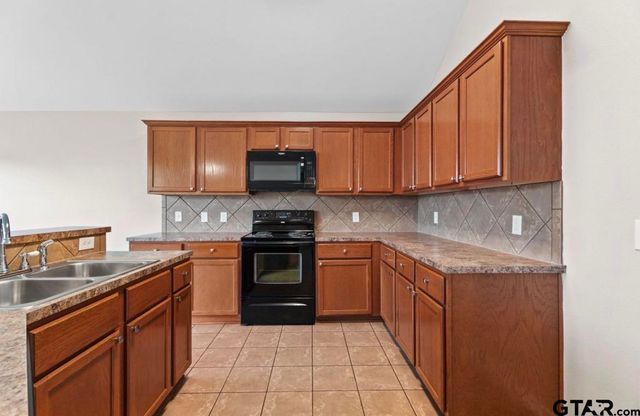 6027 Pine Cone, Tyler, TX 75707