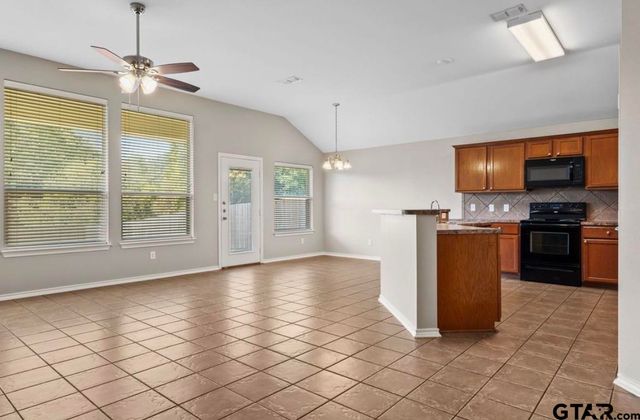 6027 Pine Cone, Tyler, TX 75707