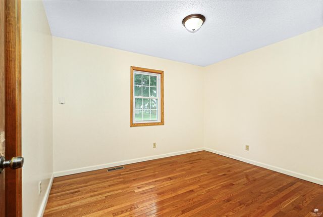 1112 Village Drive, Manhattan, KS 66503
