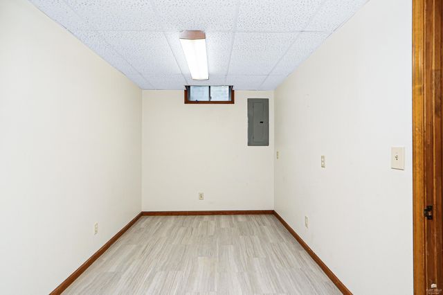 1112 Village Drive, Manhattan, KS 66503