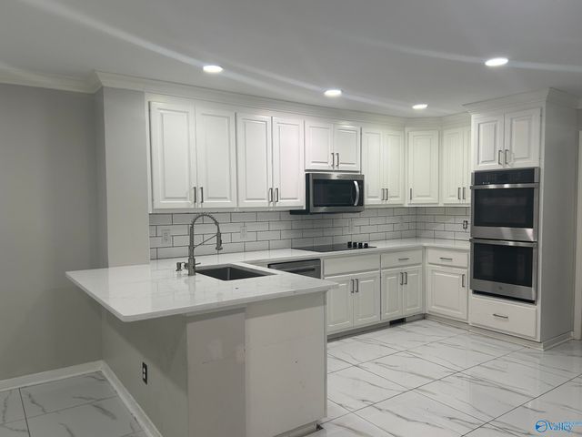 2012 Fairway Hills Drive 2012, Huntsville, AL 35802