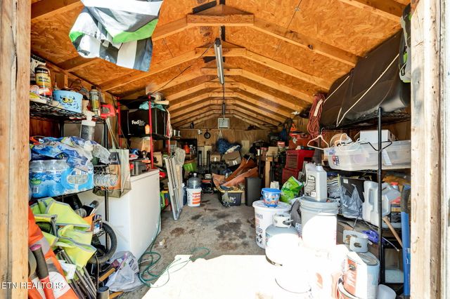 115 Gay St, Athens, TN 37303