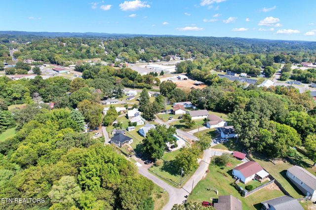 115 Gay St, Athens, TN 37303