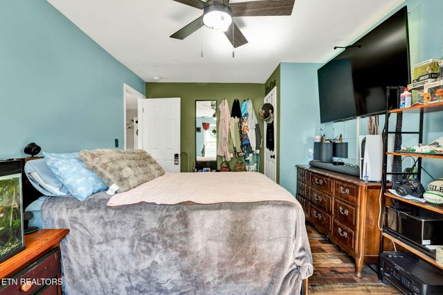 115 Gay St, Athens, TN 37303