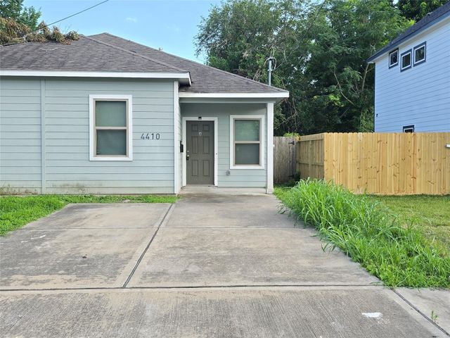 4410 Larkspur Street A, Houston, TX 77051