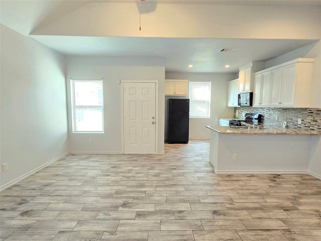 4410 Larkspur Street A, Houston, TX 77051