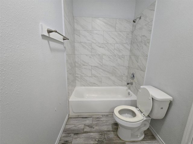 4410 Larkspur Street A, Houston, TX 77051