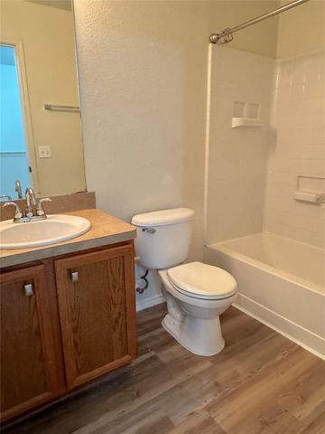 23822 Single Oak Street, Spring, TX 77373