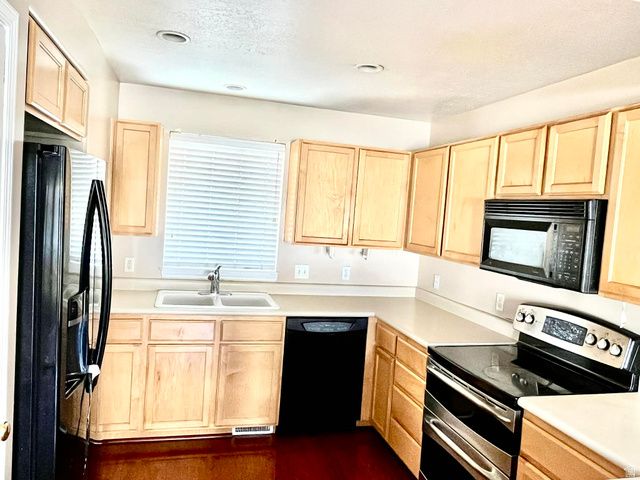 152 W REGATTA LN, Stansbury Park, UT 84074