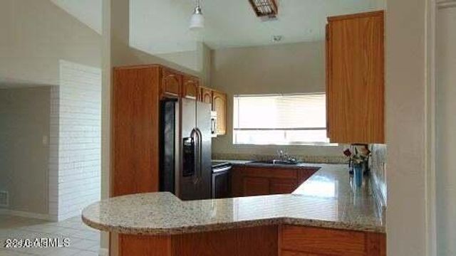 4008 W DAVIDSON Lane, Phoenix, AZ 85051