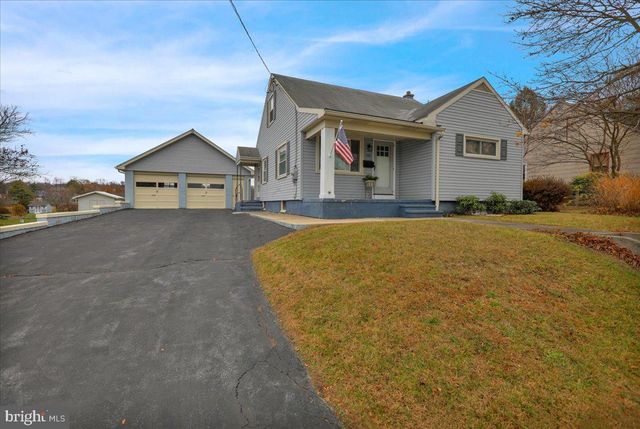 435 E CANAL ST, Lebanon, PA 17046