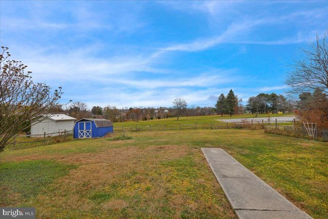 435 E CANAL ST, Lebanon, PA 17046