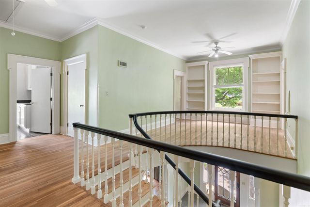 1419 S Main St, Jonesboro, AR 72401