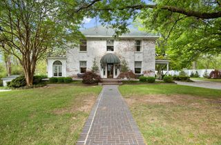 1419 S Main St Street, Jonesboro, AR 72401