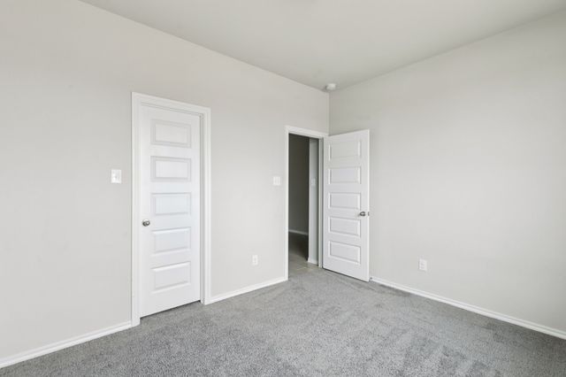 969 Ravenwood Lane, Van Alstyne, TX 75495