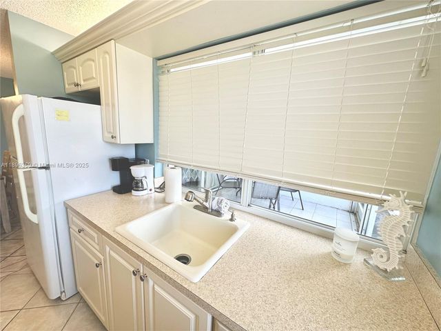 353 S Us Highway 1 E103, Jupiter, FL 33477