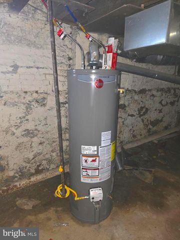 1513 W TIOGA ST, Philadelphia, PA 19140