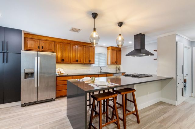 7107 Barnsdale WAY, Austin, TX 78745