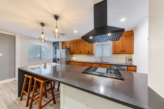7107 Barnsdale WAY, Austin, TX 78745