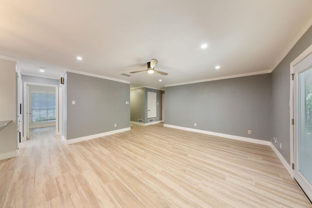 7107 Barnsdale WAY, Austin, TX 78745