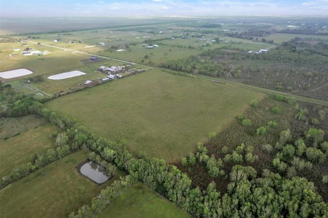 000 County Road 63, Rosharon, TX 77583