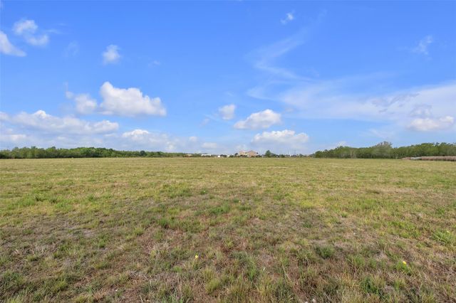 000 County Road 63, Rosharon, TX 77583
