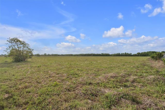 000 County Road 63, Rosharon, TX 77583