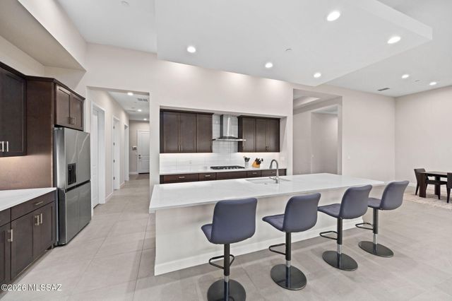 2852 E Camino A Los Vientos, Tucson, AZ 85718